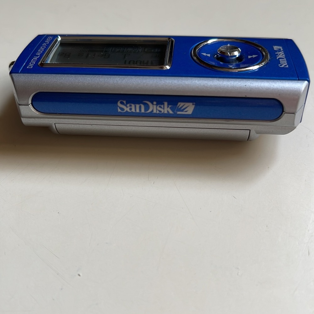 ScanDisk digital audio player - Picture 3 of 7